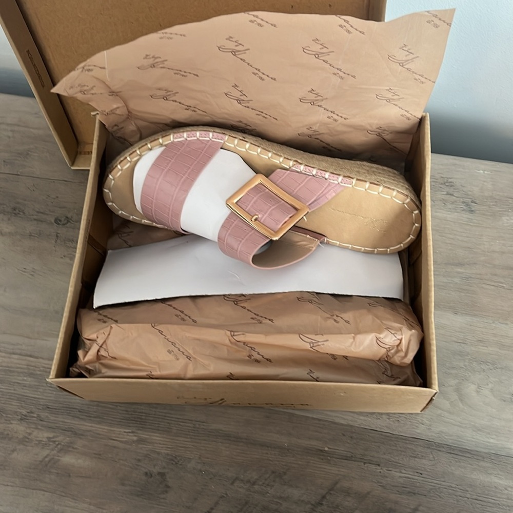 New Vintage Havana  Robin Wedge buckle Sandals pink NIB size 11 - Picture 8 of 9